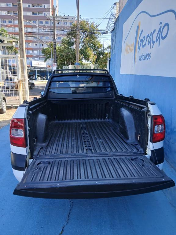 VOLKSWAGEN Saveiro - Foto