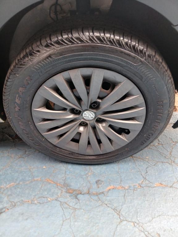 VOLKSWAGEN Saveiro - Foto
