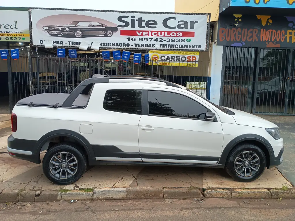 VOLKSWAGEN Saveiro - Foto