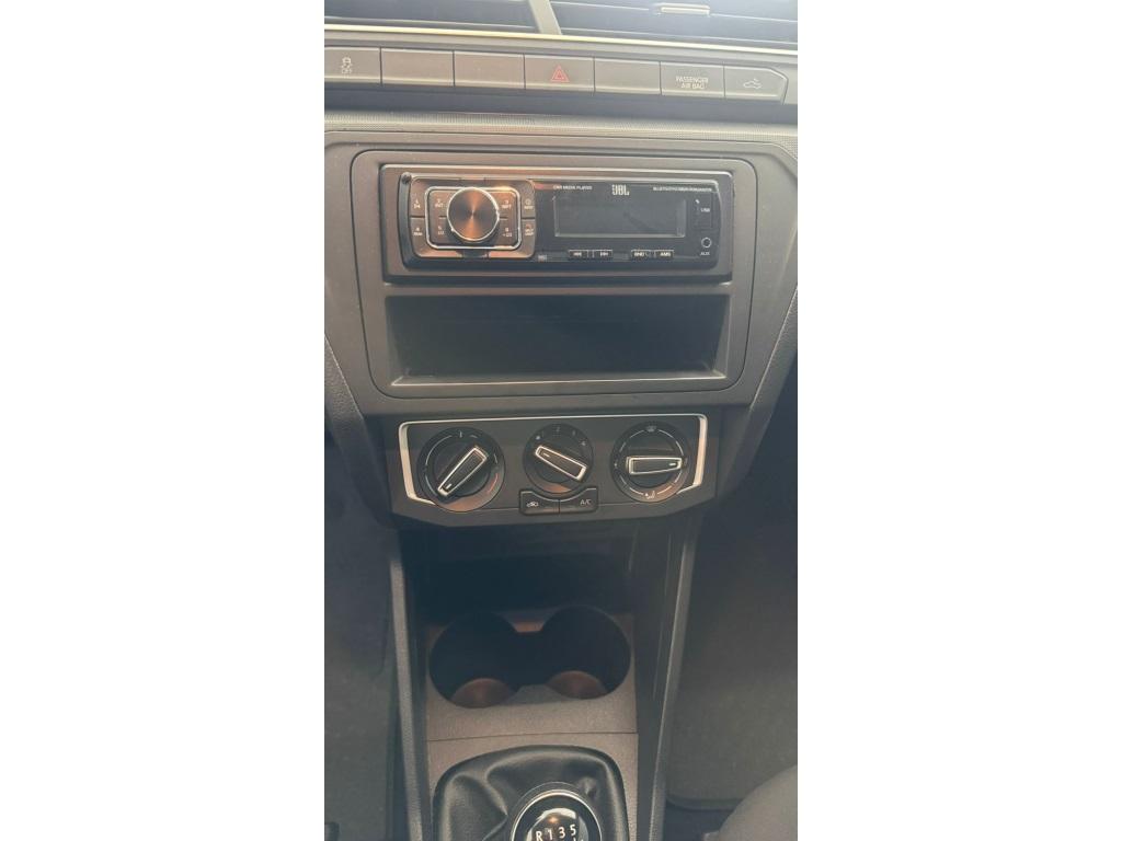 VOLKSWAGEN Saveiro - Foto