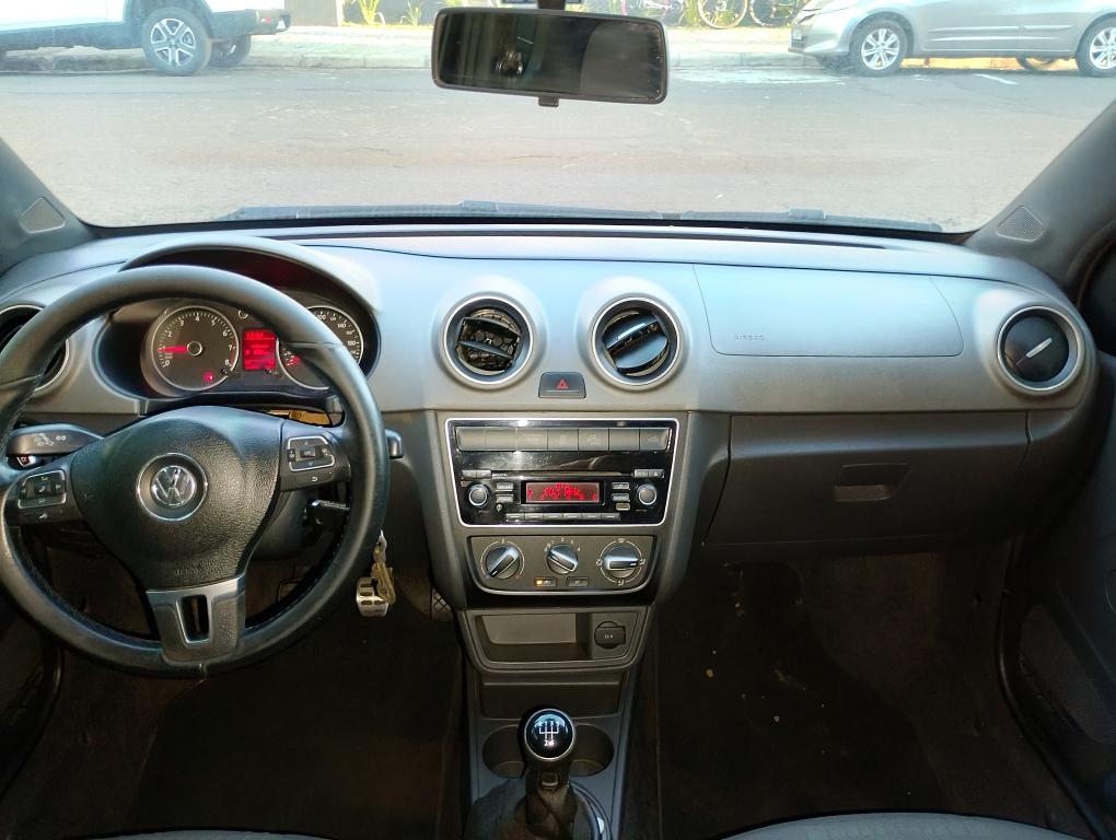VOLKSWAGEN Saveiro - Foto