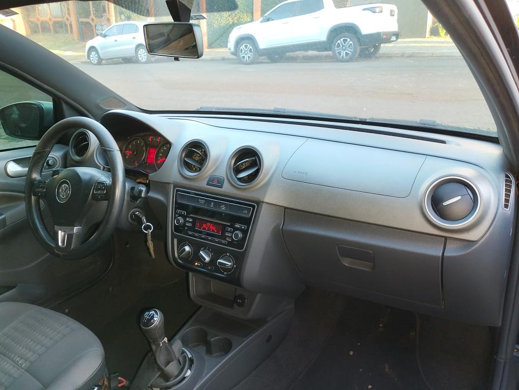 VOLKSWAGEN Saveiro - Foto