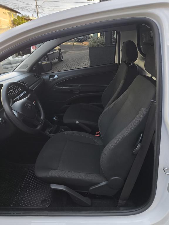 VOLKSWAGEN Saveiro - Foto