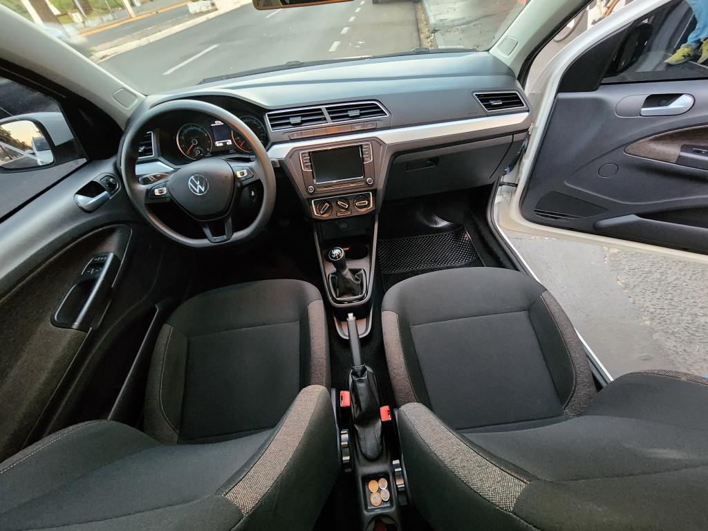 VOLKSWAGEN Saveiro - Foto