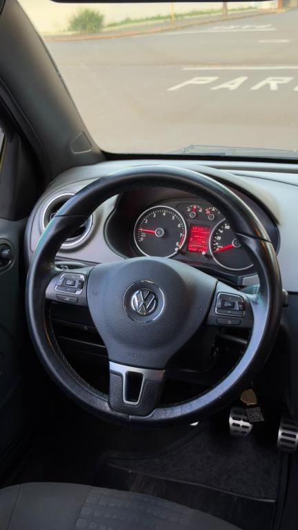 VOLKSWAGEN Saveiro - Foto