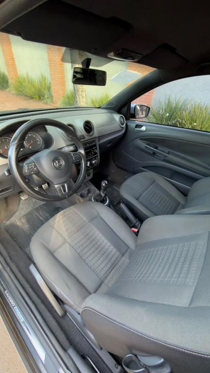 VOLKSWAGEN Saveiro - Foto
