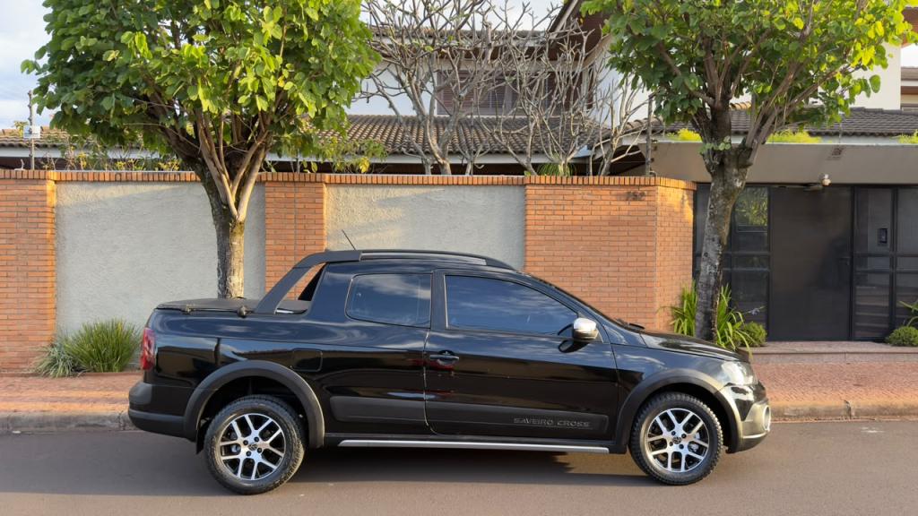 VOLKSWAGEN Saveiro - Foto