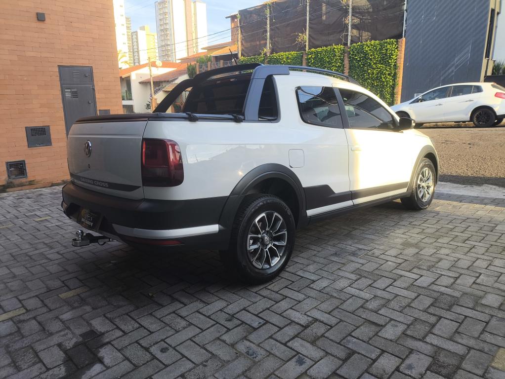 VOLKSWAGEN Saveiro - Foto