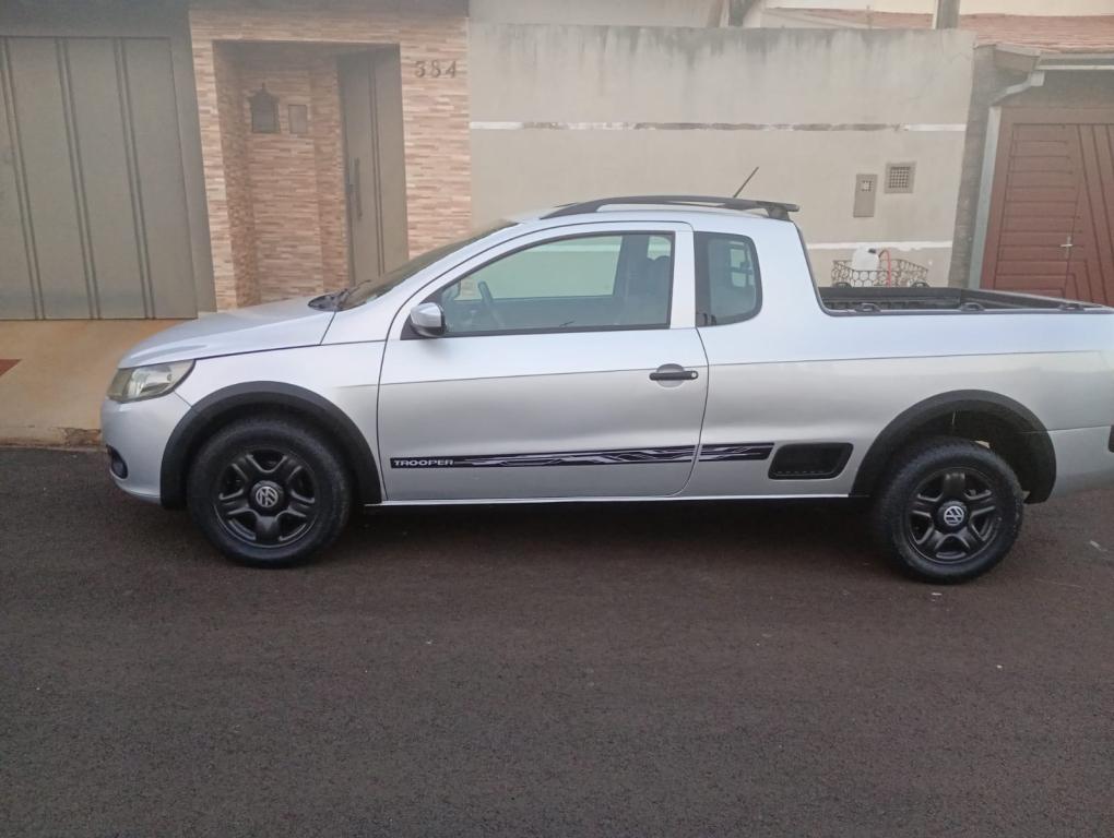 VOLKSWAGEN Saveiro - Foto