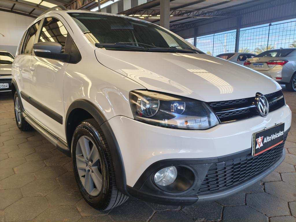 VOLKSWAGEN Space Cross - Foto