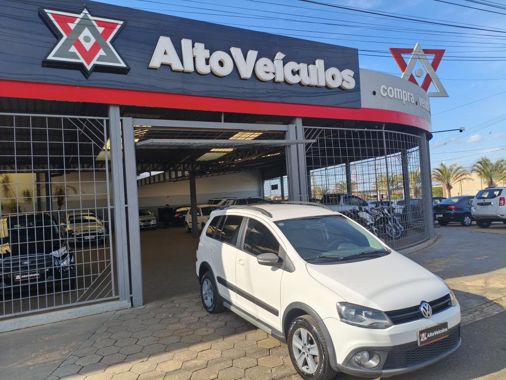 VOLKSWAGEN Space Cross - Foto