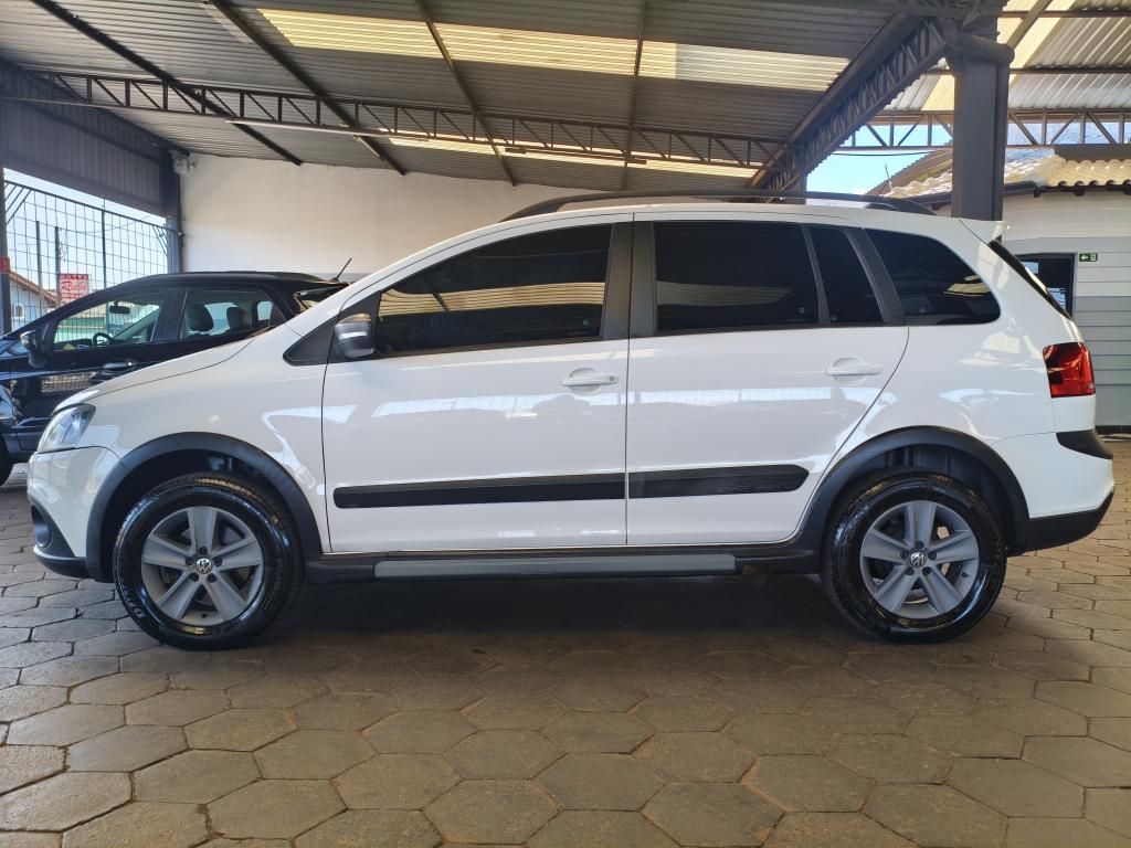 VOLKSWAGEN Space Cross - Foto