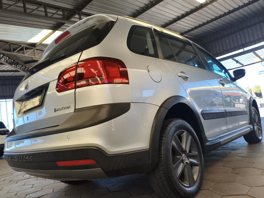 VOLKSWAGEN Space Cross - Foto