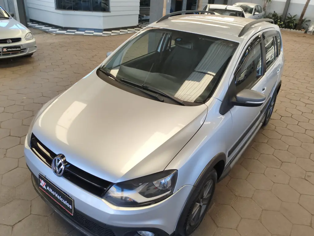 VOLKSWAGEN Space Cross - Foto