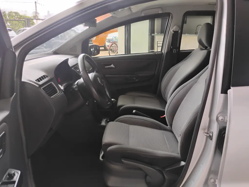 VOLKSWAGEN Space Fox - Foto