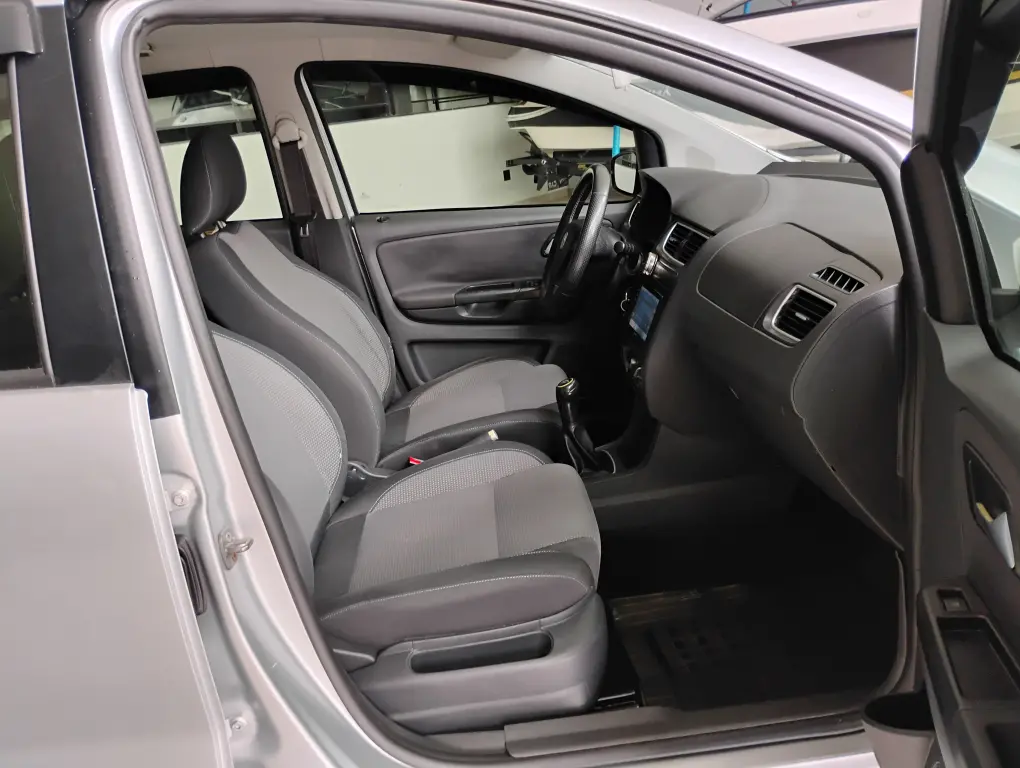 VOLKSWAGEN Space Fox - Foto