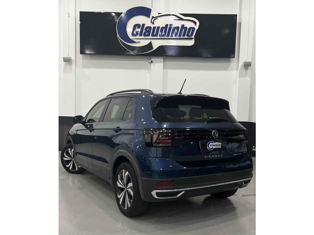 VOLKSWAGEN T-Cross - Foto