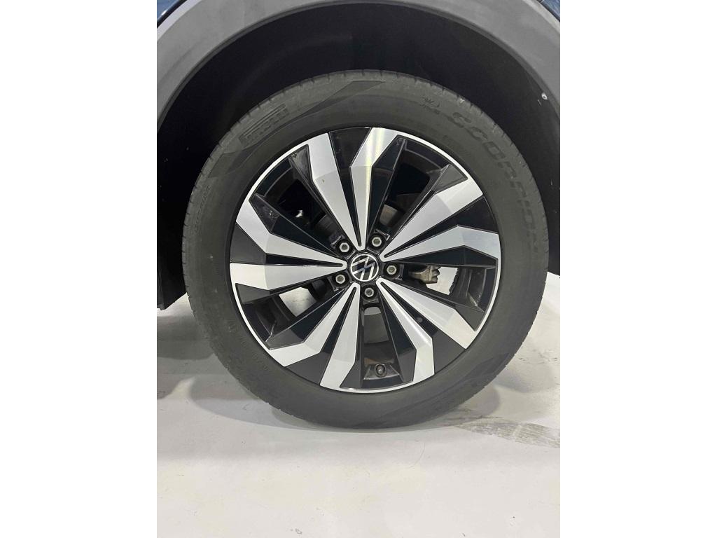 VOLKSWAGEN T-Cross - Foto