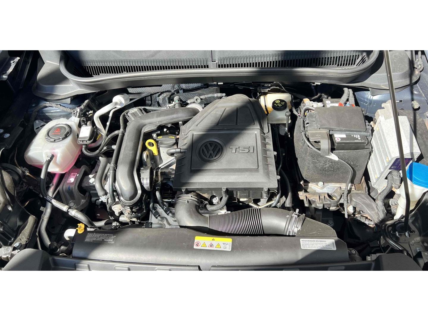 VOLKSWAGEN T-Cross - Foto