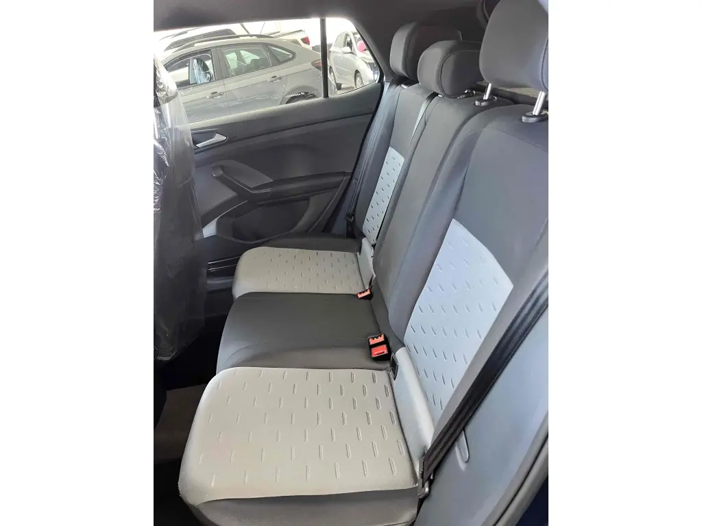 VOLKSWAGEN T-Cross - Foto