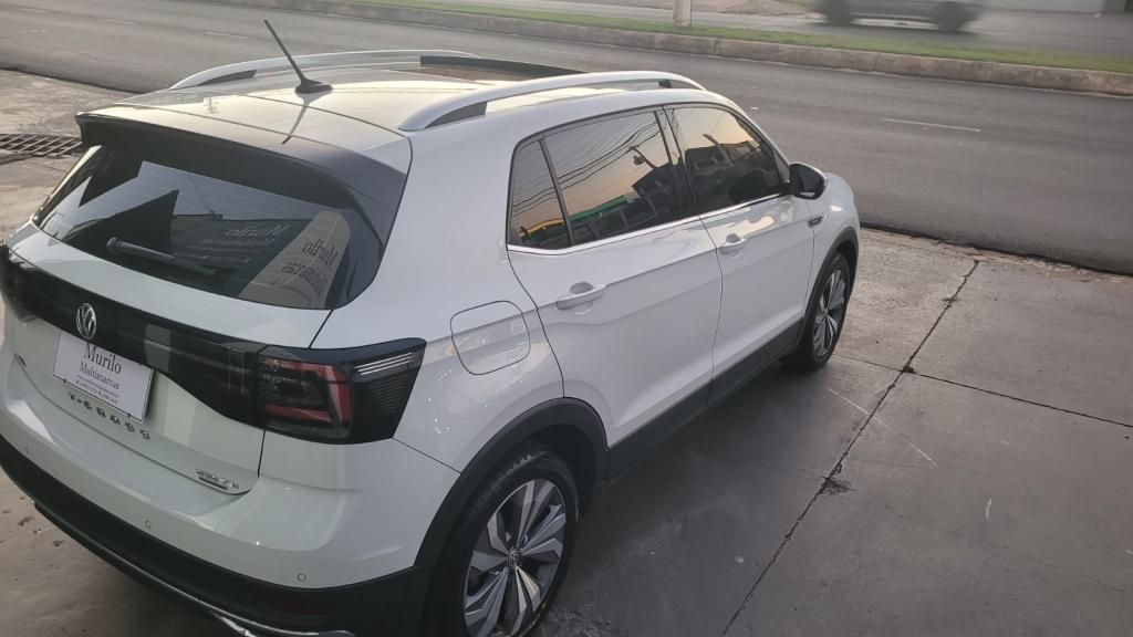 VOLKSWAGEN T-Cross - Foto