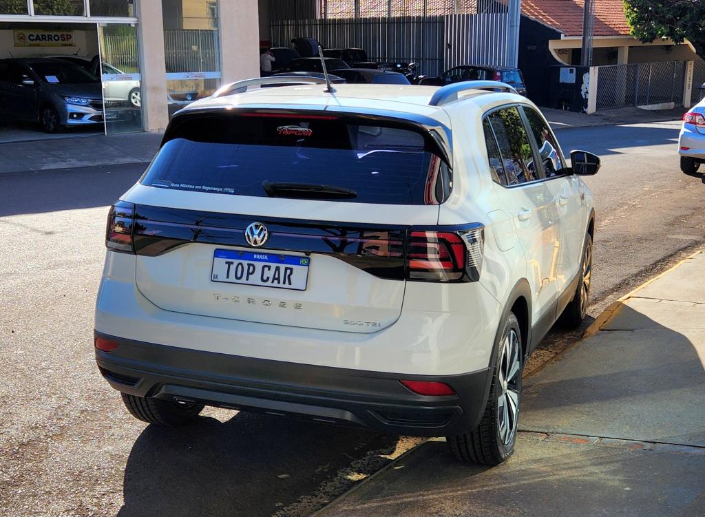 VOLKSWAGEN T-Cross - Foto