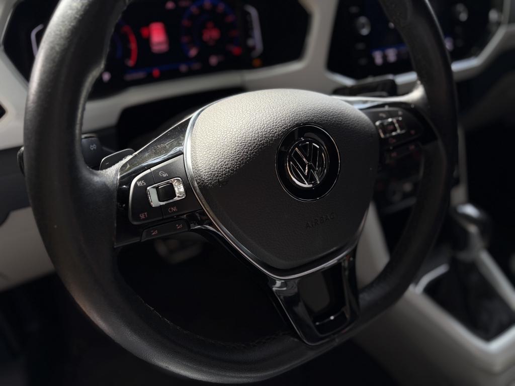 VOLKSWAGEN T-Cross - Foto