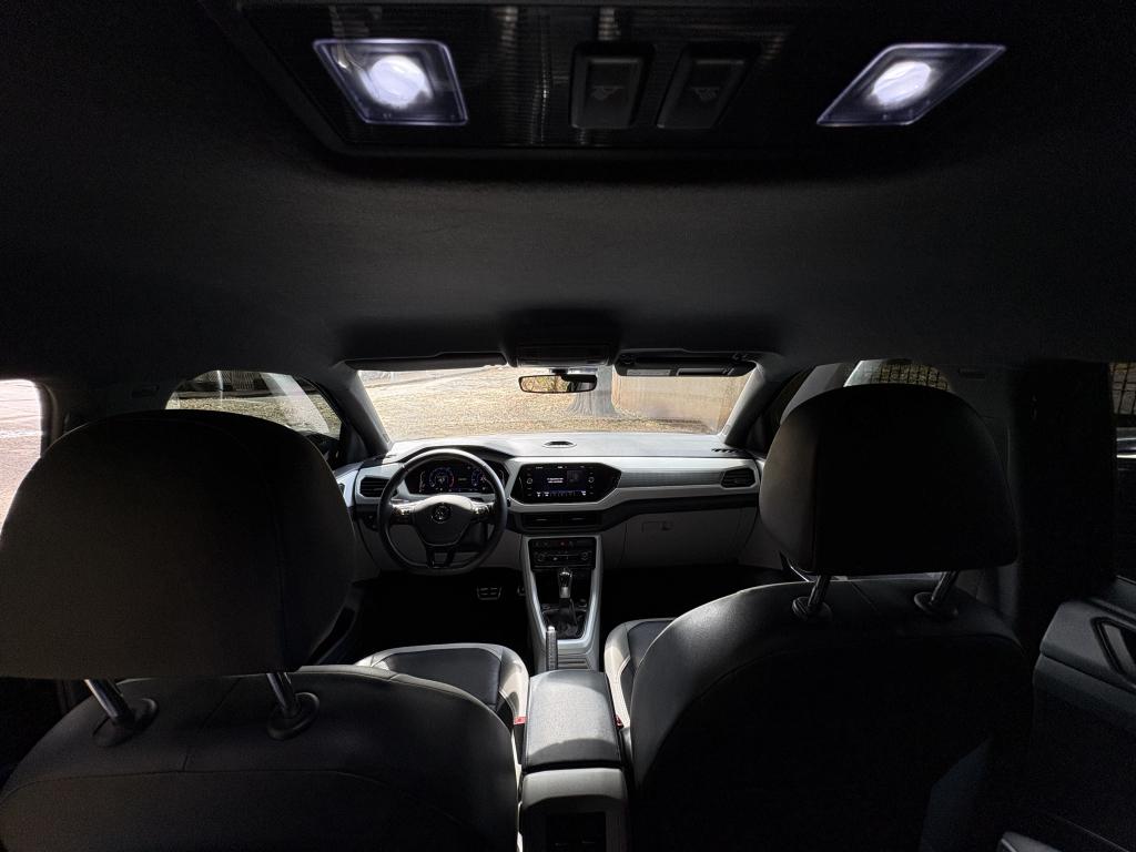 VOLKSWAGEN T-Cross - Foto