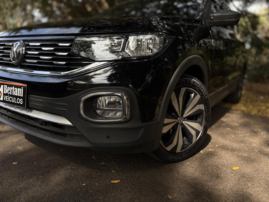 VOLKSWAGEN T-Cross - Foto