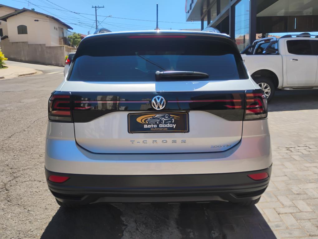 VOLKSWAGEN T-Cross - Foto