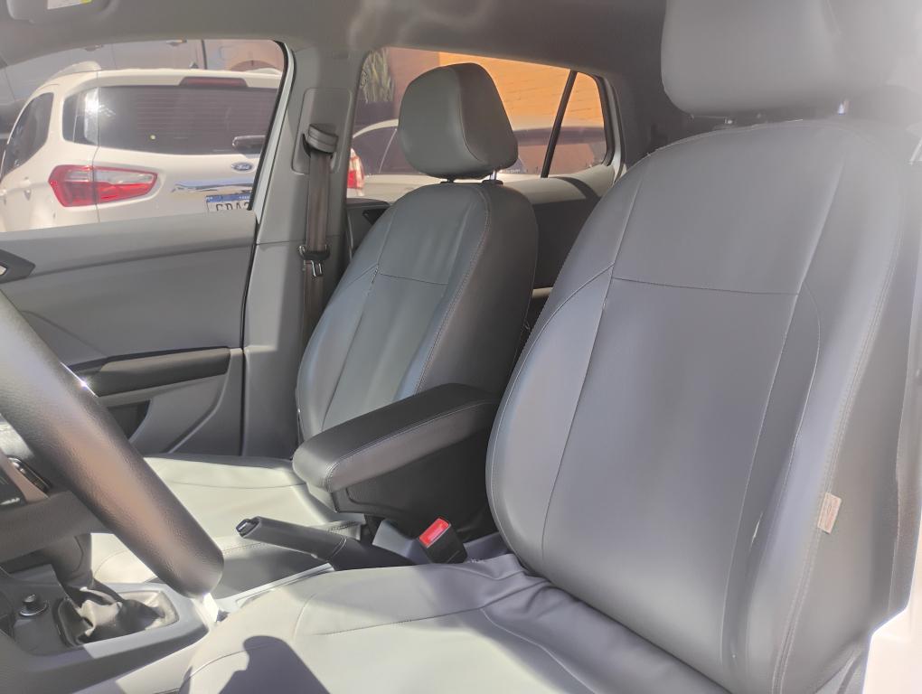 VOLKSWAGEN T-Cross - Foto