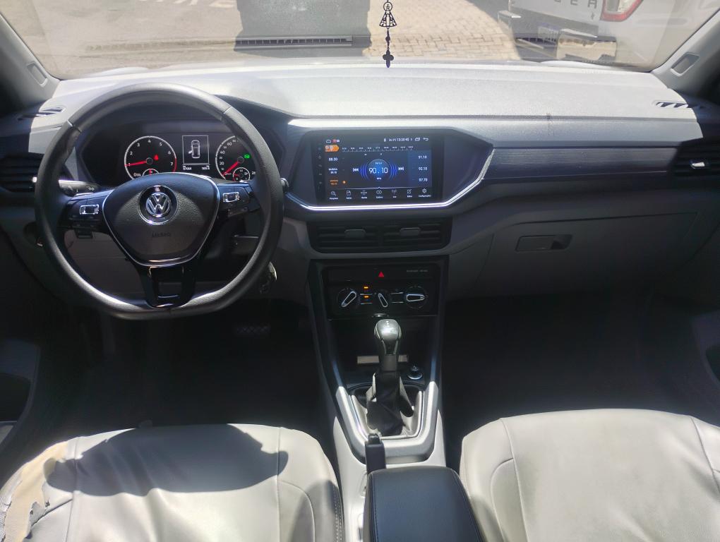 VOLKSWAGEN T-Cross - Foto