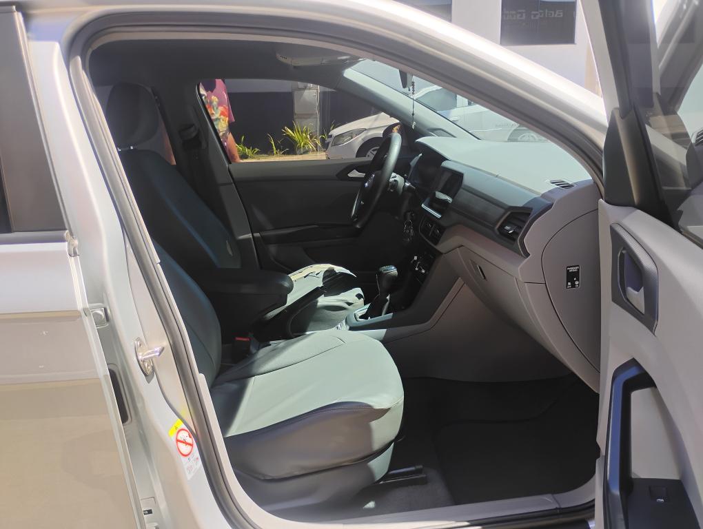 VOLKSWAGEN T-Cross - Foto