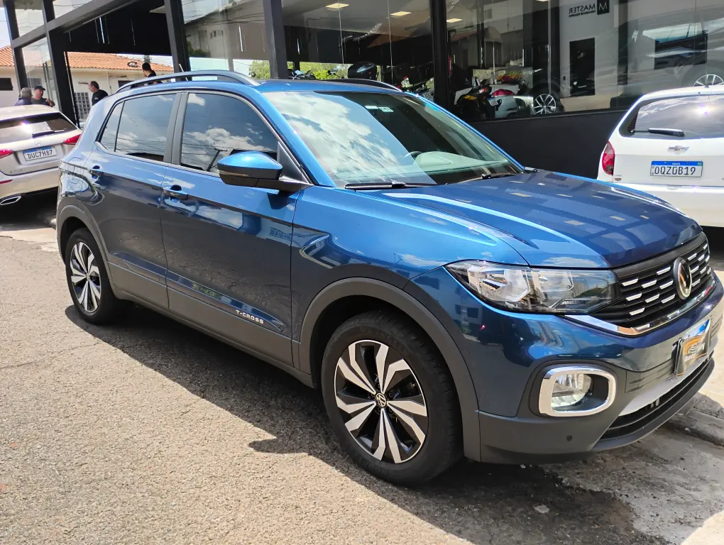 VOLKSWAGEN T-Cross - Foto