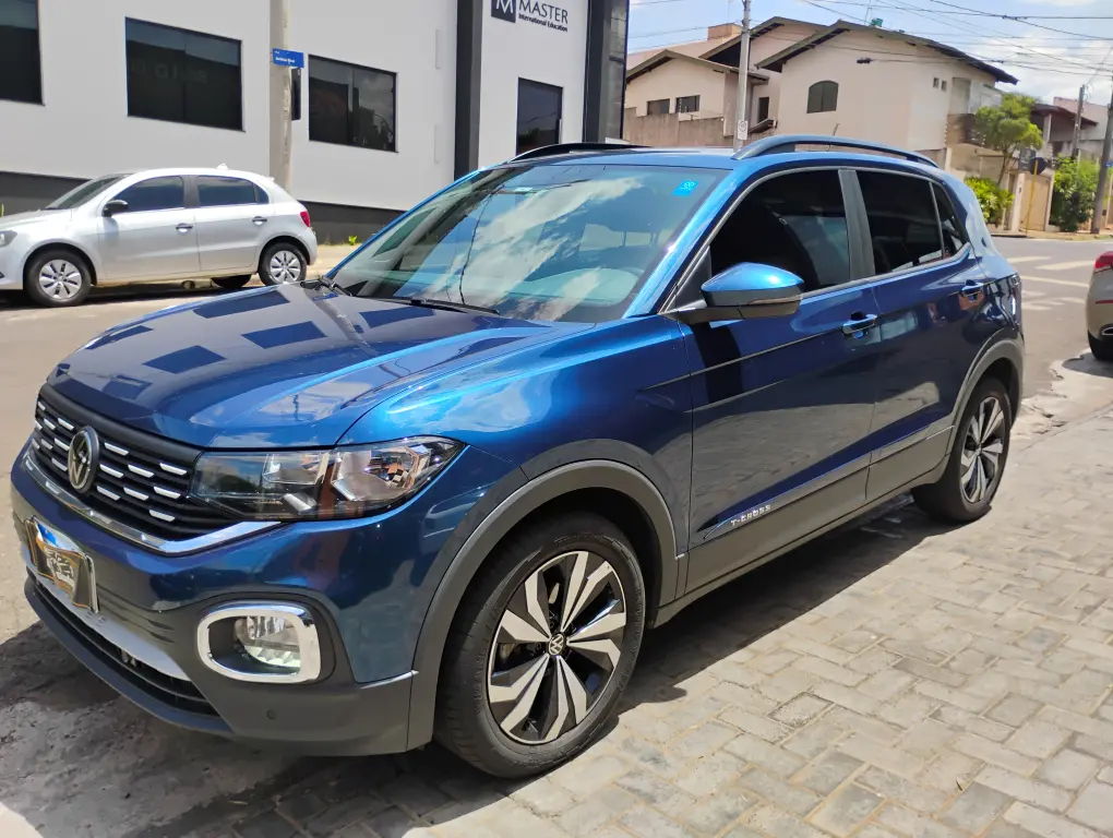 VOLKSWAGEN T-Cross - Foto