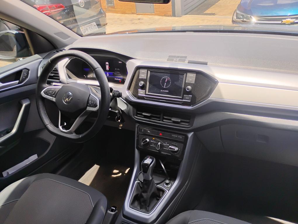 VOLKSWAGEN T-Cross - Foto