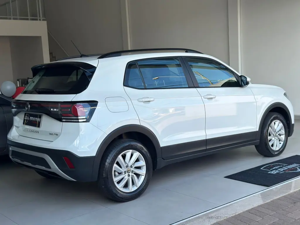VOLKSWAGEN T-Cross - Foto