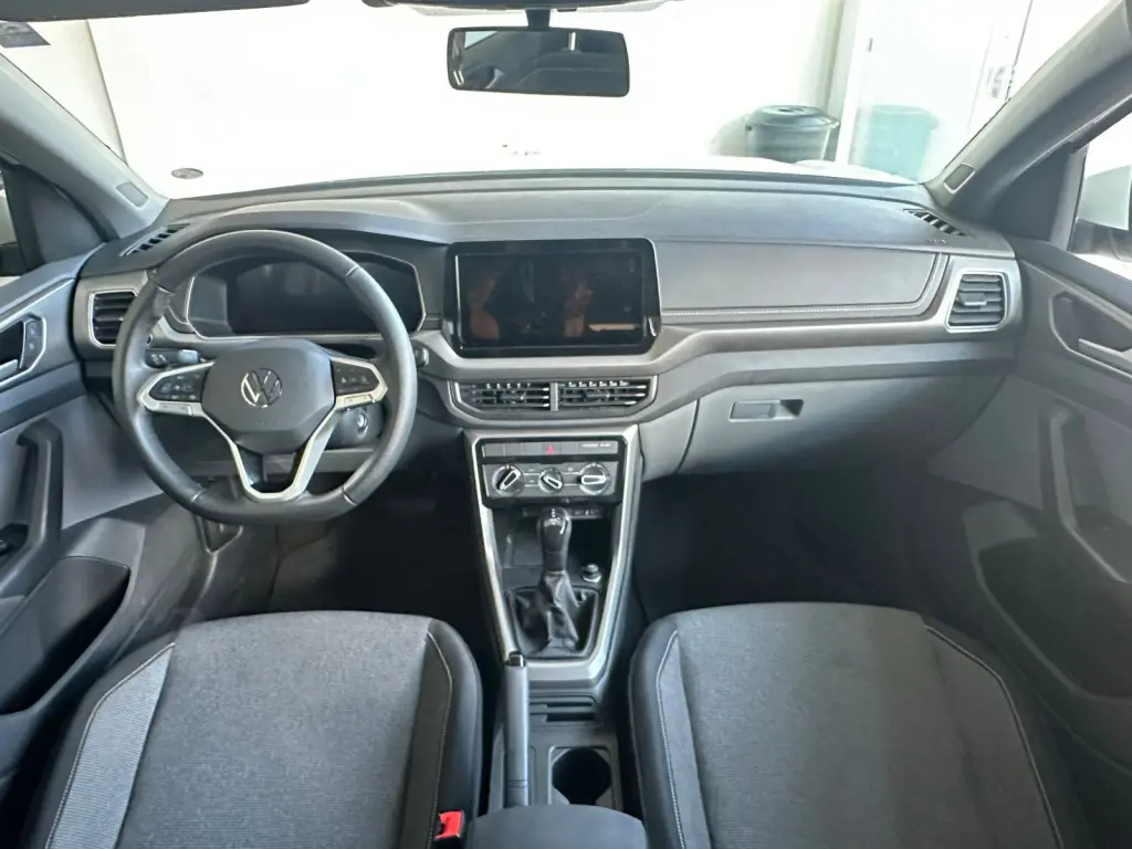 VOLKSWAGEN T-Cross - Foto