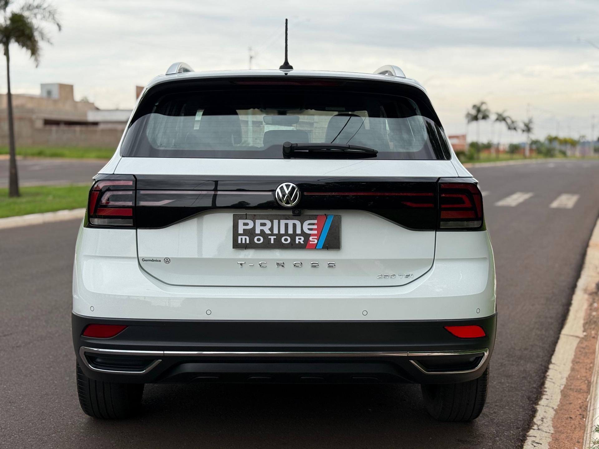 VOLKSWAGEN T-Cross - Foto