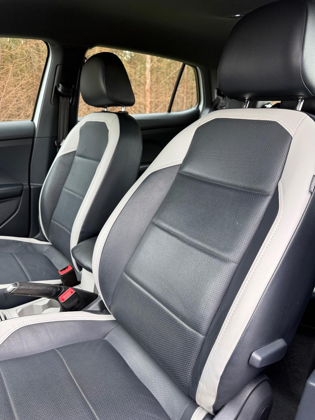 VOLKSWAGEN T-Cross - Foto