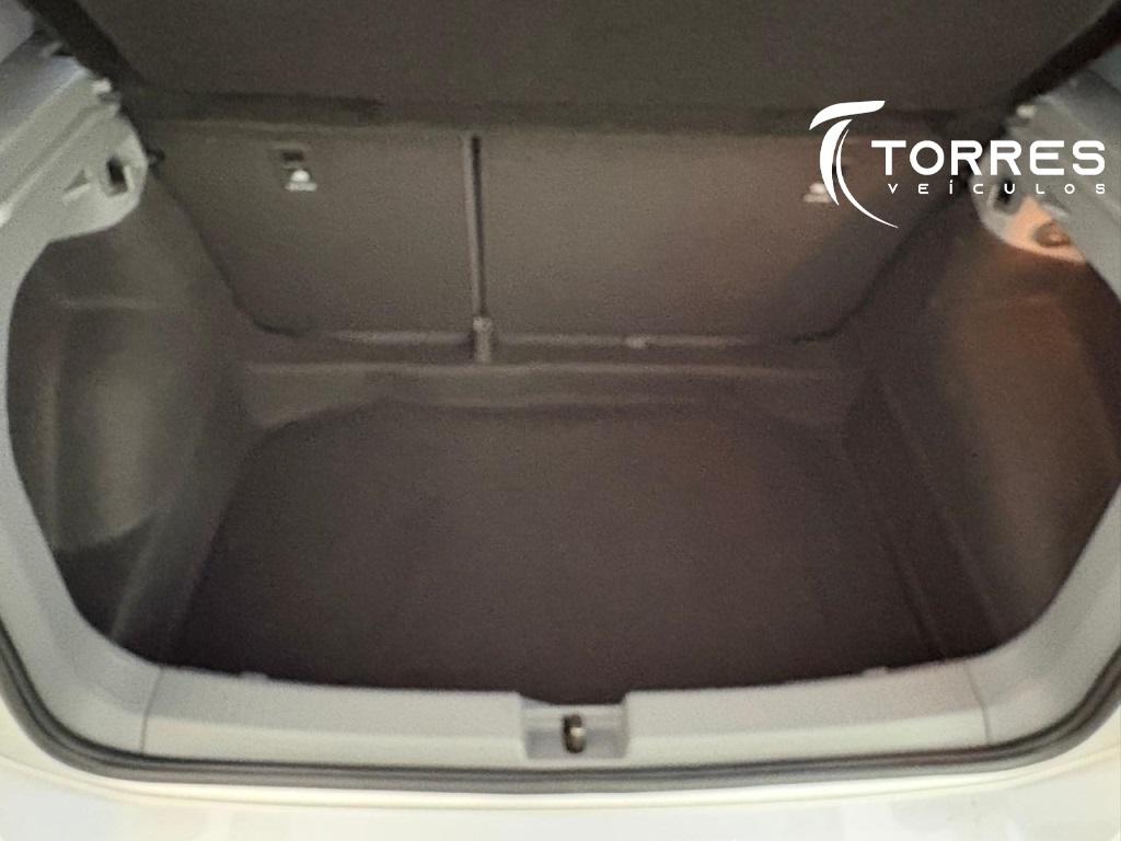 VOLKSWAGEN T-Cross - Foto