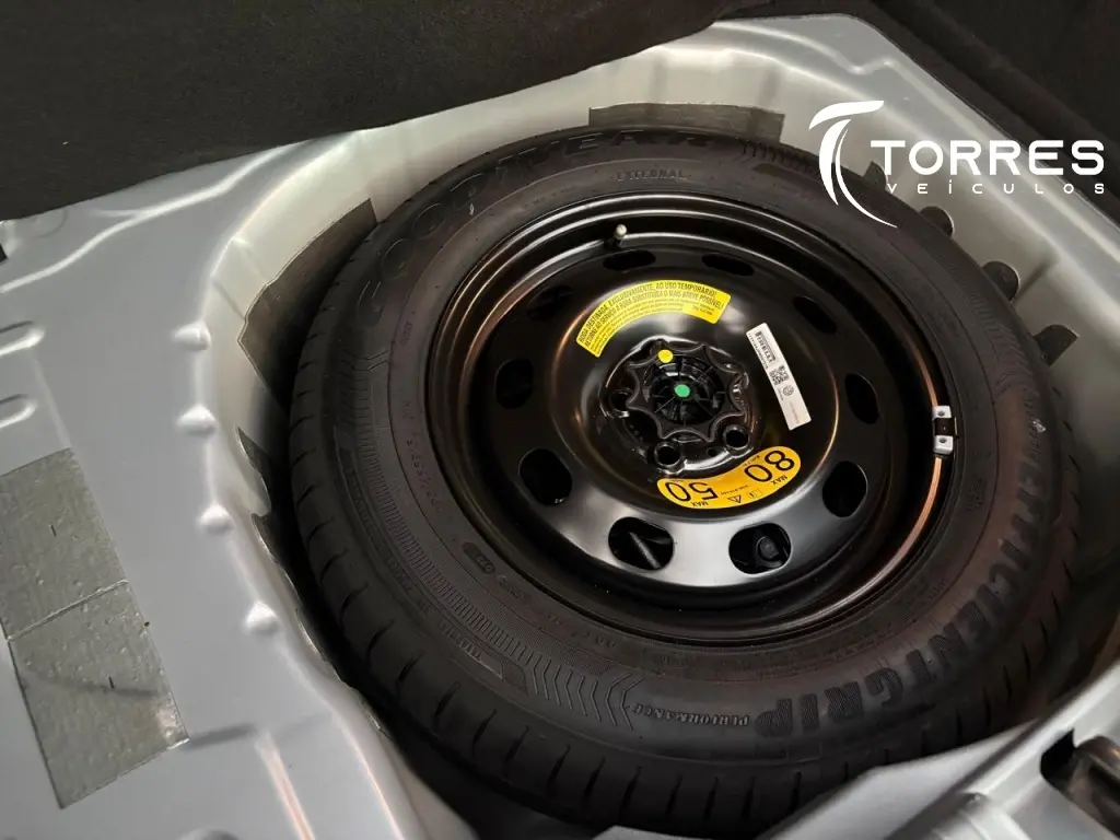 VOLKSWAGEN T-Cross - Foto