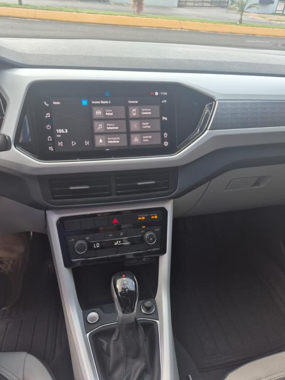 VOLKSWAGEN T-Cross - Foto