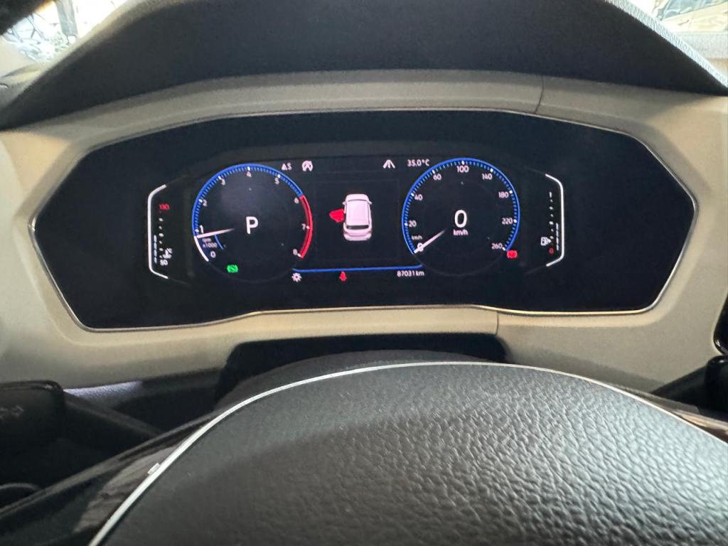 VOLKSWAGEN T-Cross - Foto