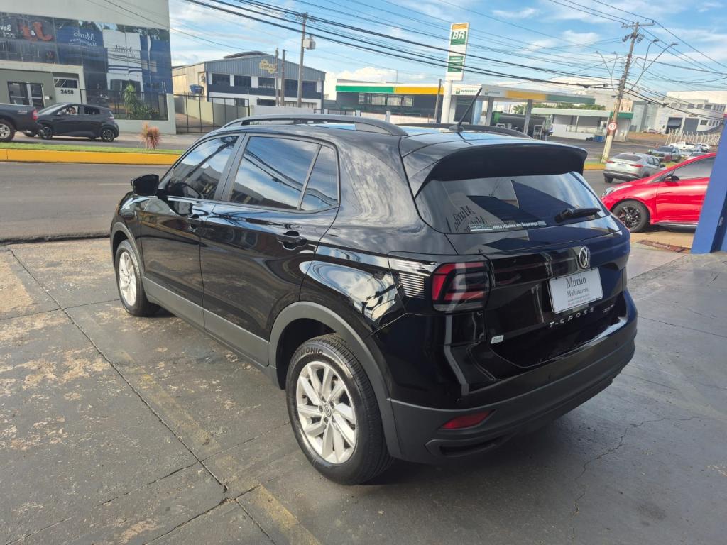 VOLKSWAGEN T-Cross - Foto