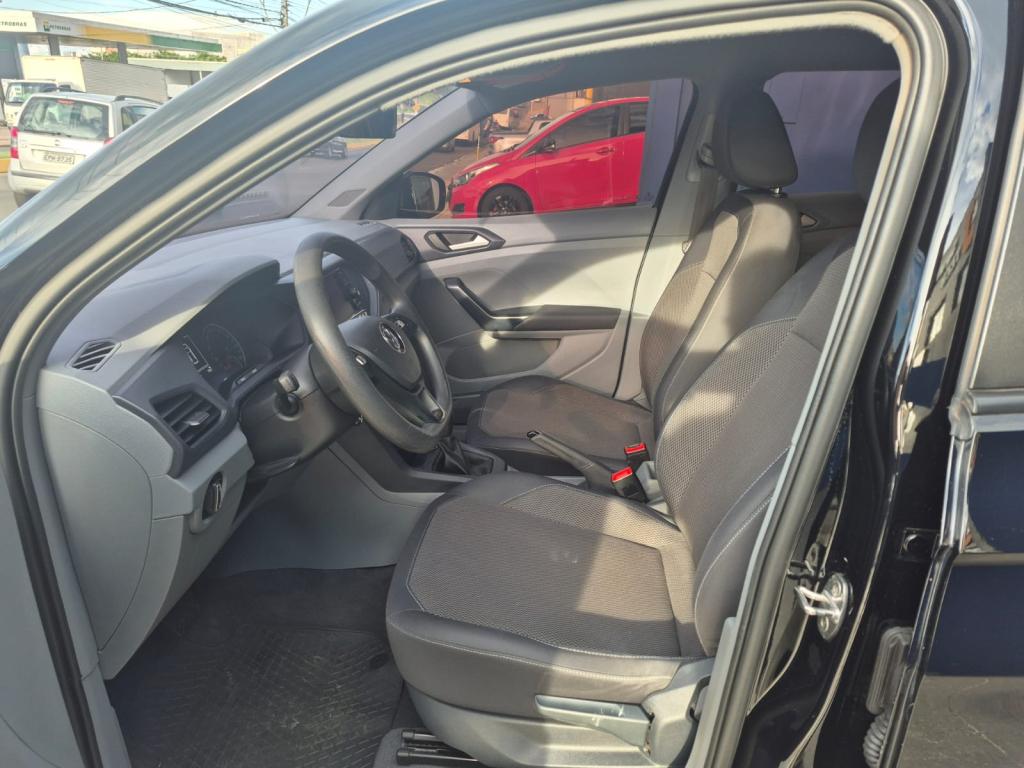 VOLKSWAGEN T-Cross - Foto