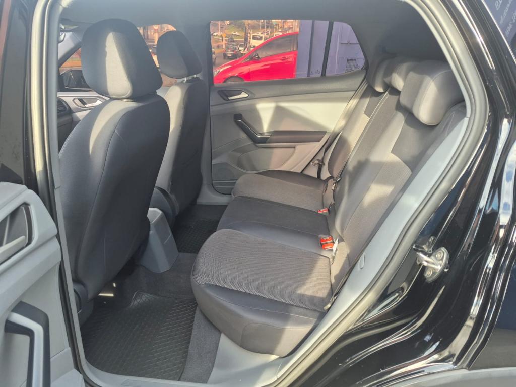 VOLKSWAGEN T-Cross - Foto