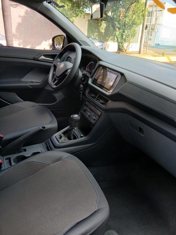 VOLKSWAGEN T-Cross - Foto