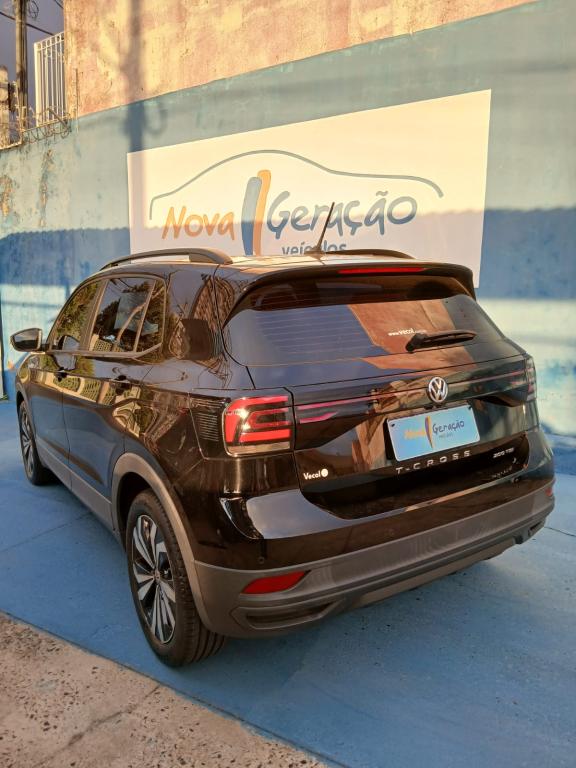 VOLKSWAGEN T-Cross - Foto