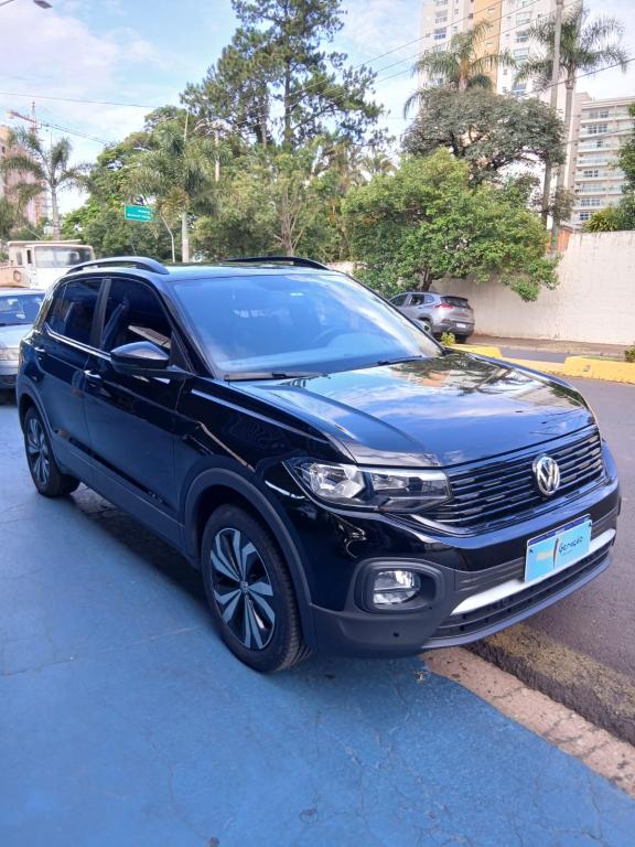 VOLKSWAGEN T-Cross - Foto